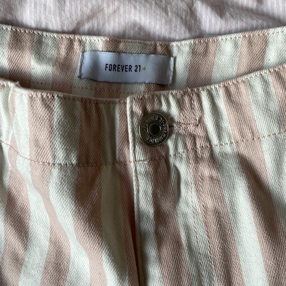 Pink and White Stripped Pants NWOT - Picture 4 of 9